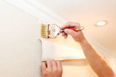 Pose de papier peint à Collandres — revêtements muraux et toiles de verre